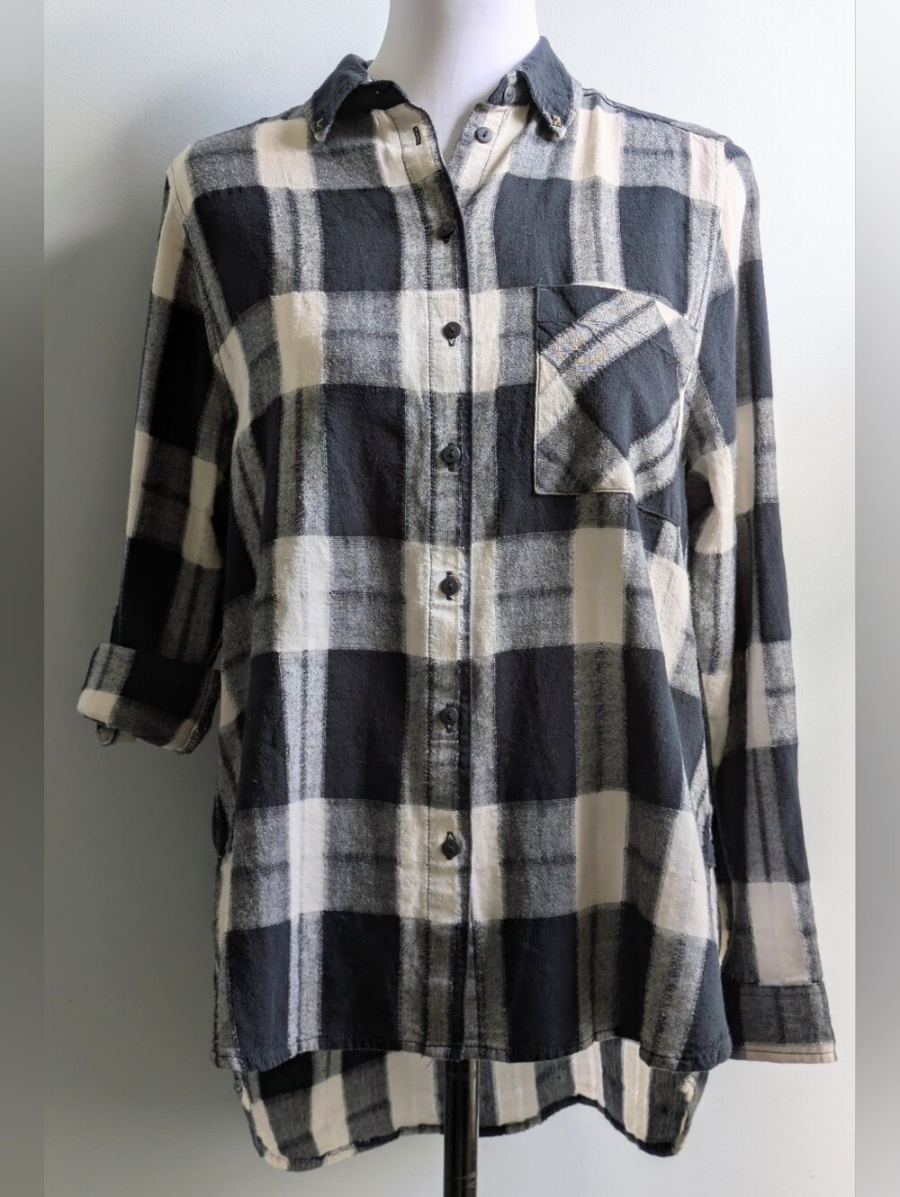 EUC...Zara Basic Z1975 Denim !00% Cotton Plaid Blouse Size S